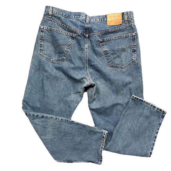 Vintage Levi's Men's 550 Relaxed Fit Jeans Mens W40 L32 Blue Denim Distressed - Picture 3 of 10